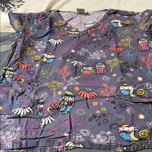 5/$25 Medium grey owl scrub top